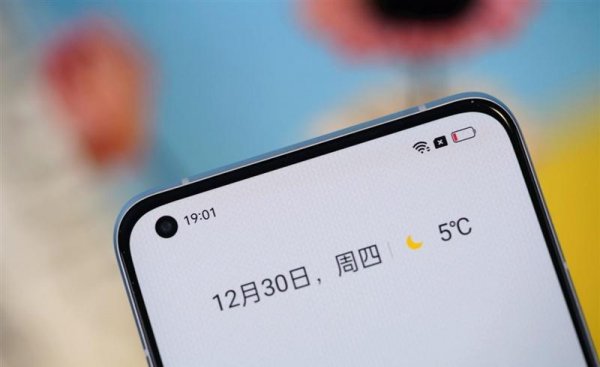 realmegt2和gt2pro区别