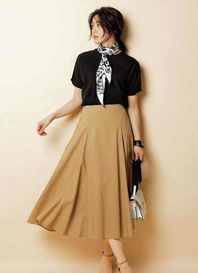 黑上衣配什么颜色裤子