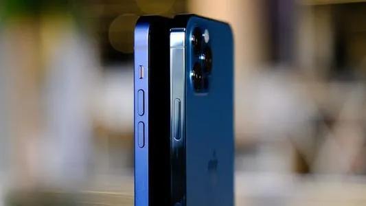 苹果12和12pro屏幕尺寸是一样的吗