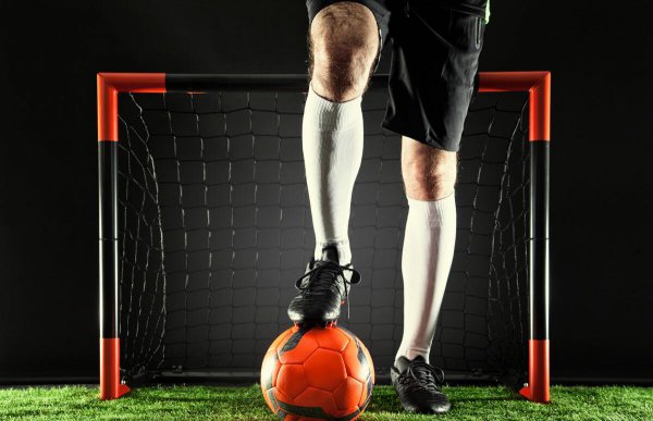 世界杯创始人是哪个