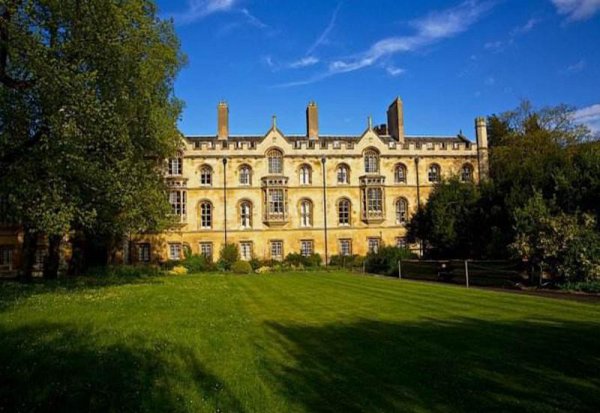 剑桥大学是哪个国家的