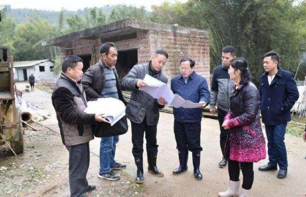 村干部未满一年可不可以辞职