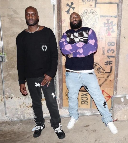 为什么说穿vlone是土狗