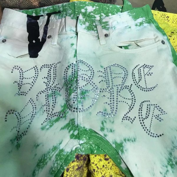 为什么说穿vlone是土狗