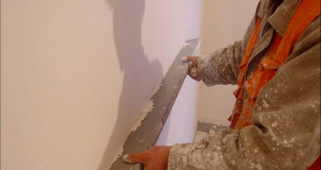 下雨外墙向内墙渗水如何修理