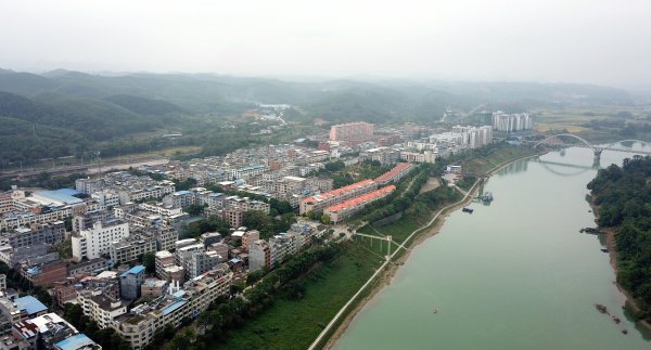 广西隆安县属于哪个市