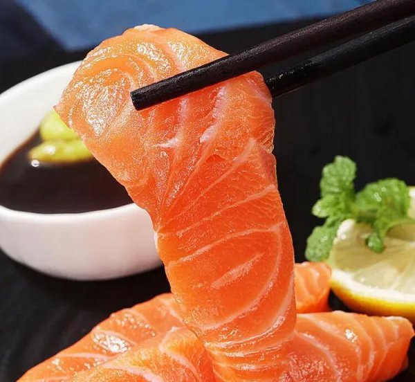 第一次吃日料怎么不尴尬不出丑