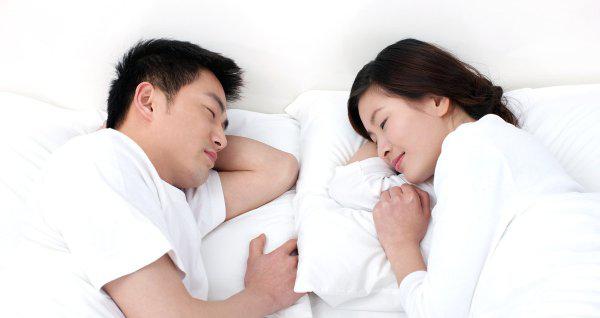 男朋友不主动亲密正常吗