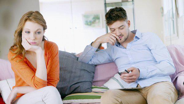 男朋友不主动亲密正常吗