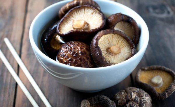 干香菇一般要泡多久才能食用