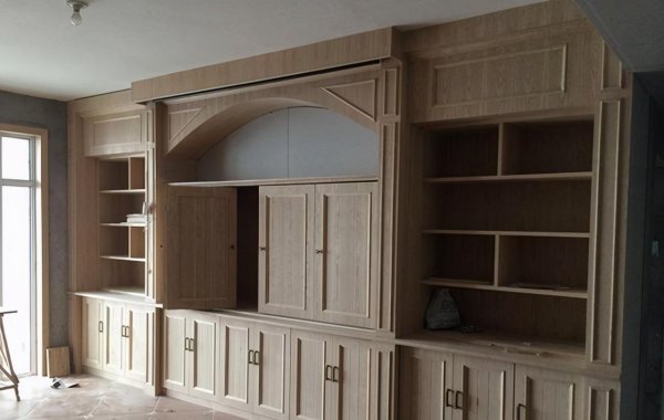 衣柜一开门味道大是甲醛味吗