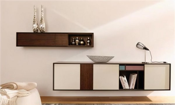 衣柜一开门味道大是甲醛味吗