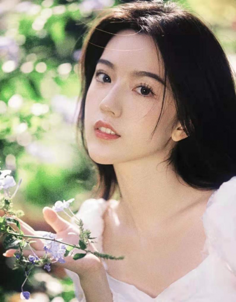 初恋脸的女生的长相特点