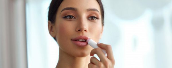 如何辨别唇膏的好坏