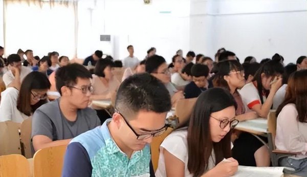 保研主要看大几的成绩