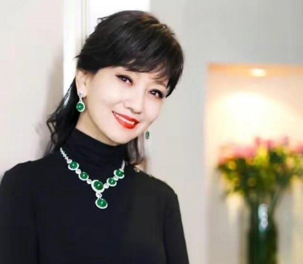 女人必备的三样首饰