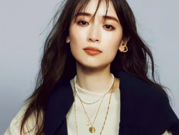 女人必备的三样首饰