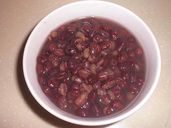 红豆的三个寓意和象征是什么