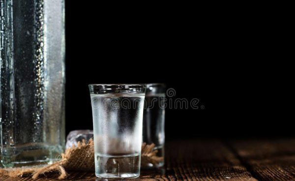 怎样去除衣服上的口香糖残胶