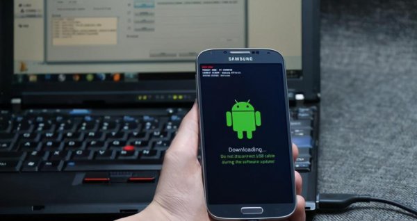 恢复出厂设置还是刷机好