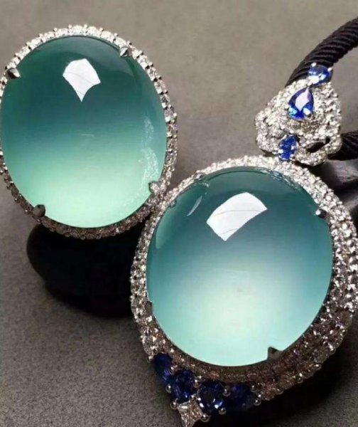 危地马翡翠的密度和折射率