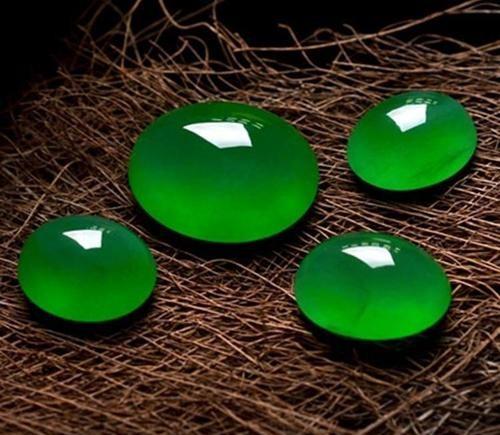 危地马翡翠的密度和折射率