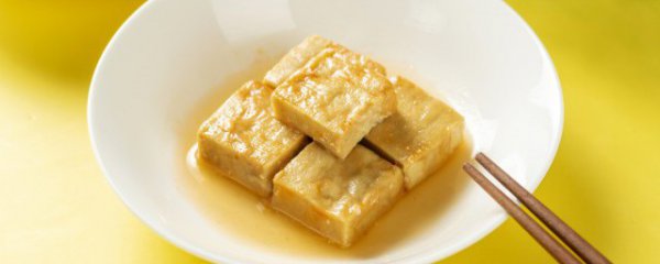 腐乳用什么做的