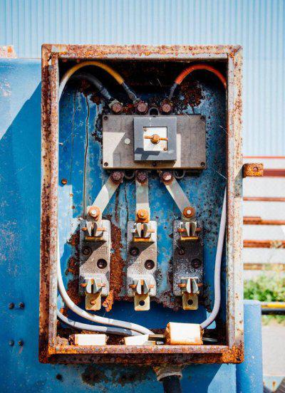 一个房间走一路电线可以吗