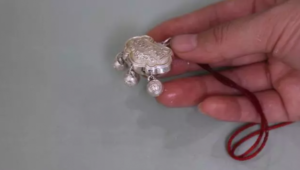 纯银怎么清洗才能亮一点