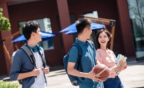 全国一共多少所大学