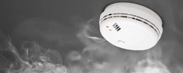 烟雾报警器一直响怎么关掉