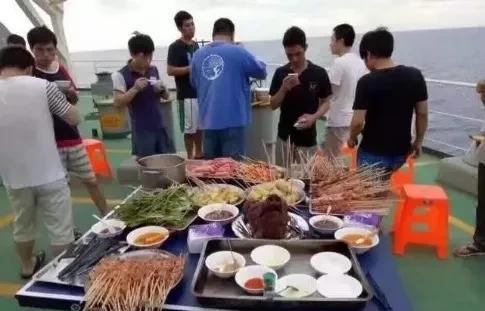 船员是做什么工作的