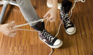 鞋带怎么绑好看 鞋带如可绑好看