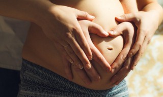 孕妇可以戴什么首饰 怀孕适合戴什么首饰