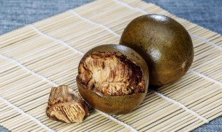 罗汉果泡水有什么功效 罗汉果泡水有哪些功效与作用