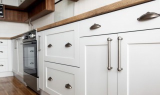 厨房墙上的油污怎么去除 厨房墙上的油污去除方法介绍