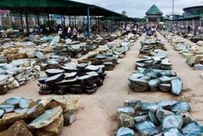 危地马翡翠的密度和折射率 翡翠里面危料是什么意思