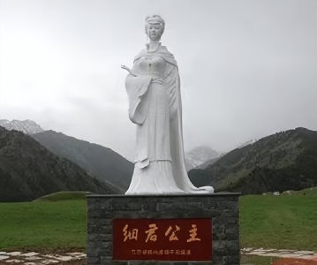 细君公主与解忧公主的故事 两位公主不是同一个人的史实