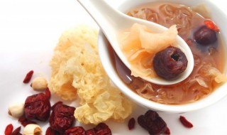 银耳汤什么时候喝好 什么时间喝银耳汤最好