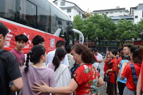 高考四百分左右能上什么学校