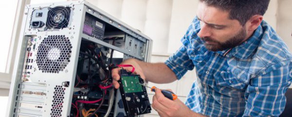 电脑老蓝屏怎么回事