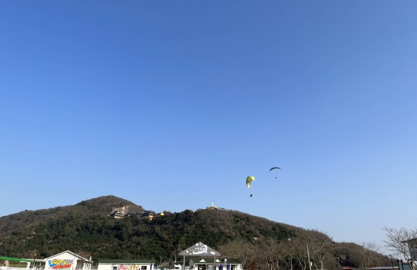 滑翔伞玩一次多少钱