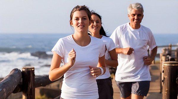 早晨跑步最佳时间多少分钟