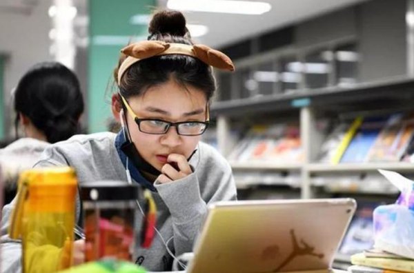 中考350分能上高中吗