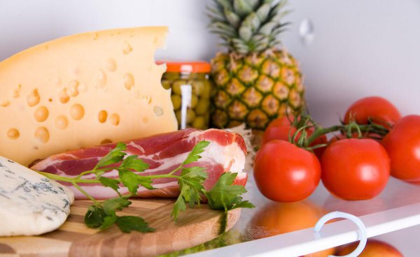 风冷冰箱和直冷冰箱哪个好