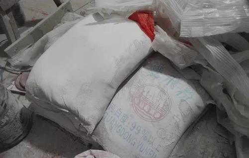 腻子粉里加什么调配容易打磨