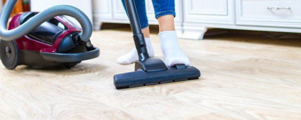 实木地板养护方法