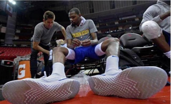 球星姚明鞋子多少码