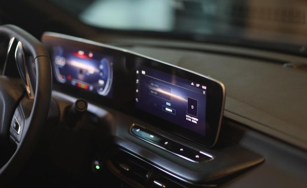 朗逸plus与威朗哪个好