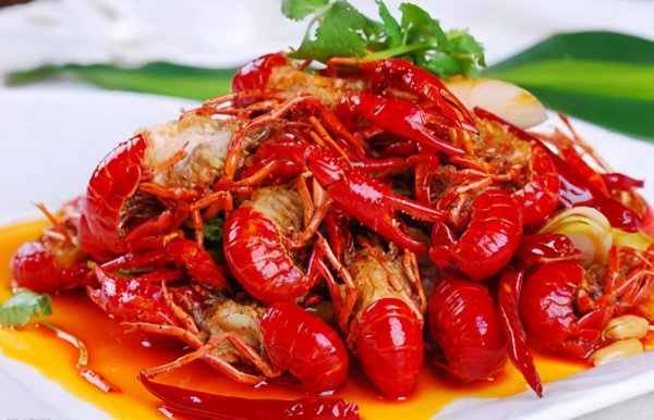 小龙虾不炸直接炒可以吗